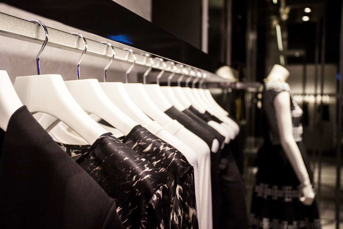 visuel magasin de vetements